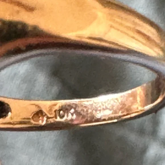 10K Gold Genuine Diamonds & Amethyst Ring Size 6 - Picture 6 of 7